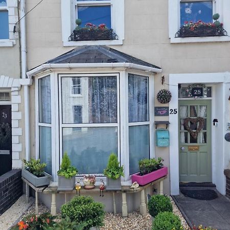 Town Cottage Ground Floor Appartment Бридженд Екстериор снимка
