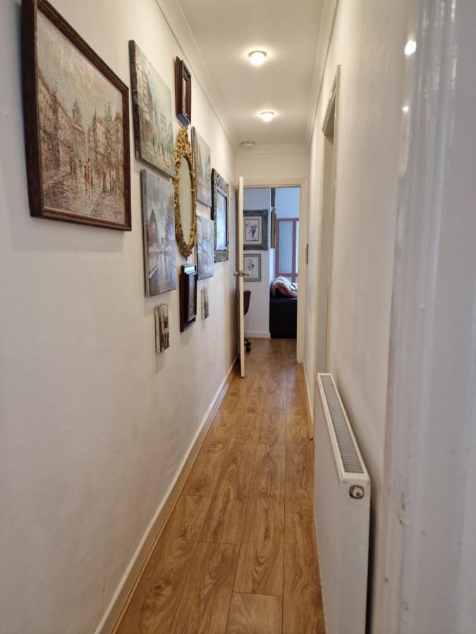 Town Cottage Ground Floor Appartment Бридженд Екстериор снимка