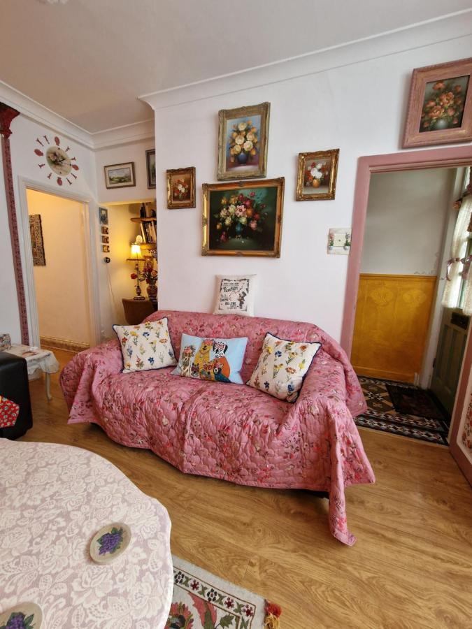 Town Cottage Ground Floor Appartment Бридженд Екстериор снимка