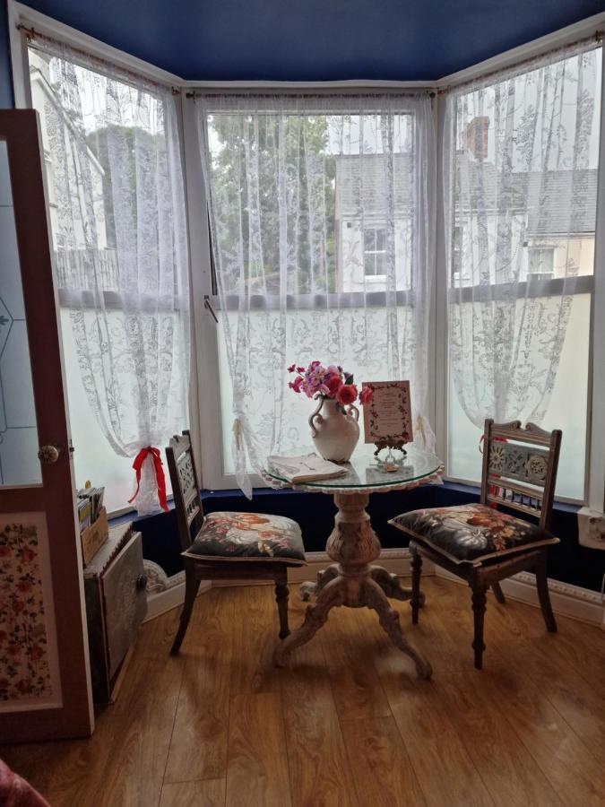 Town Cottage Ground Floor Appartment Бридженд Екстериор снимка