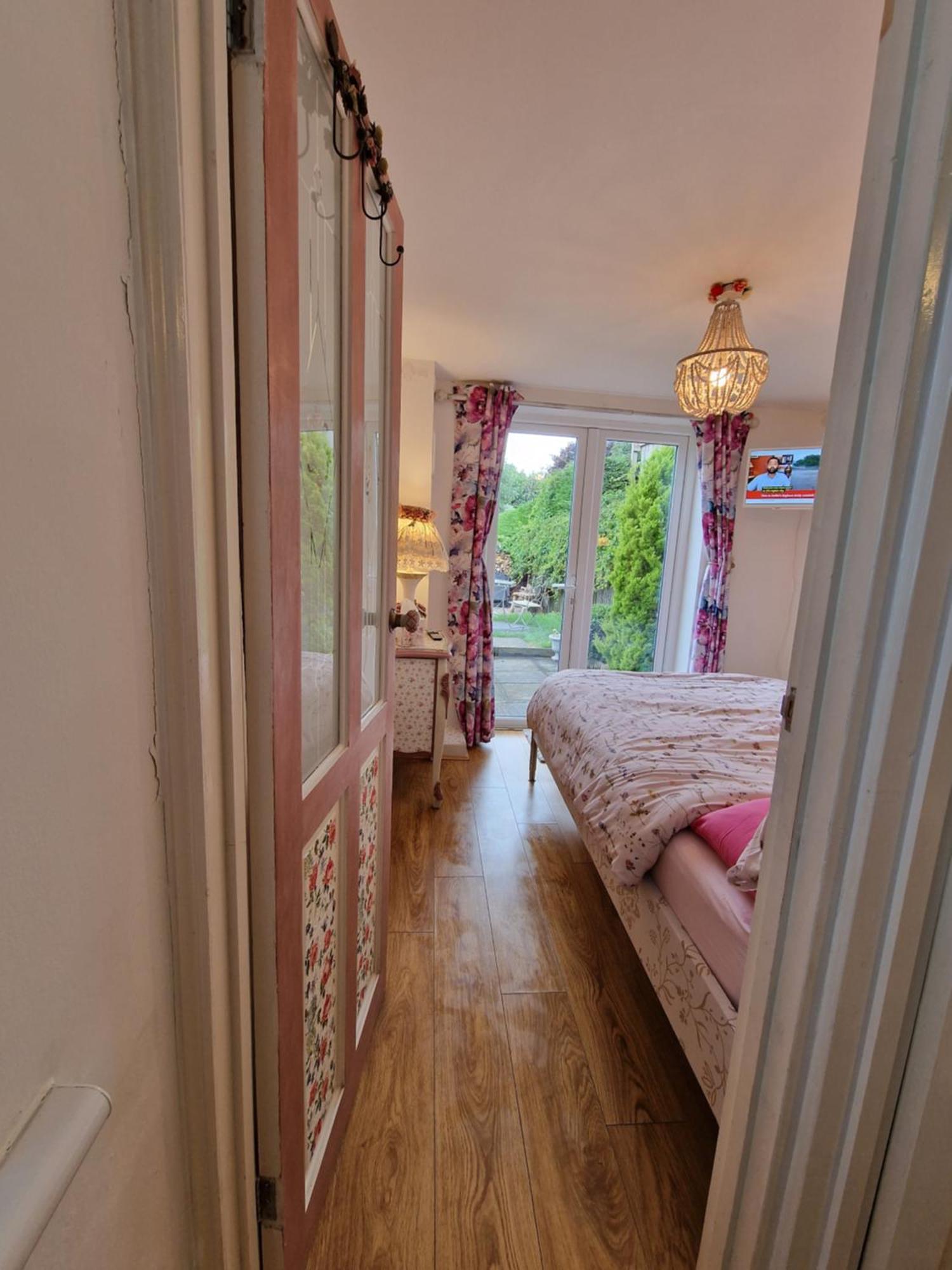Town Cottage Ground Floor Appartment Бридженд Екстериор снимка