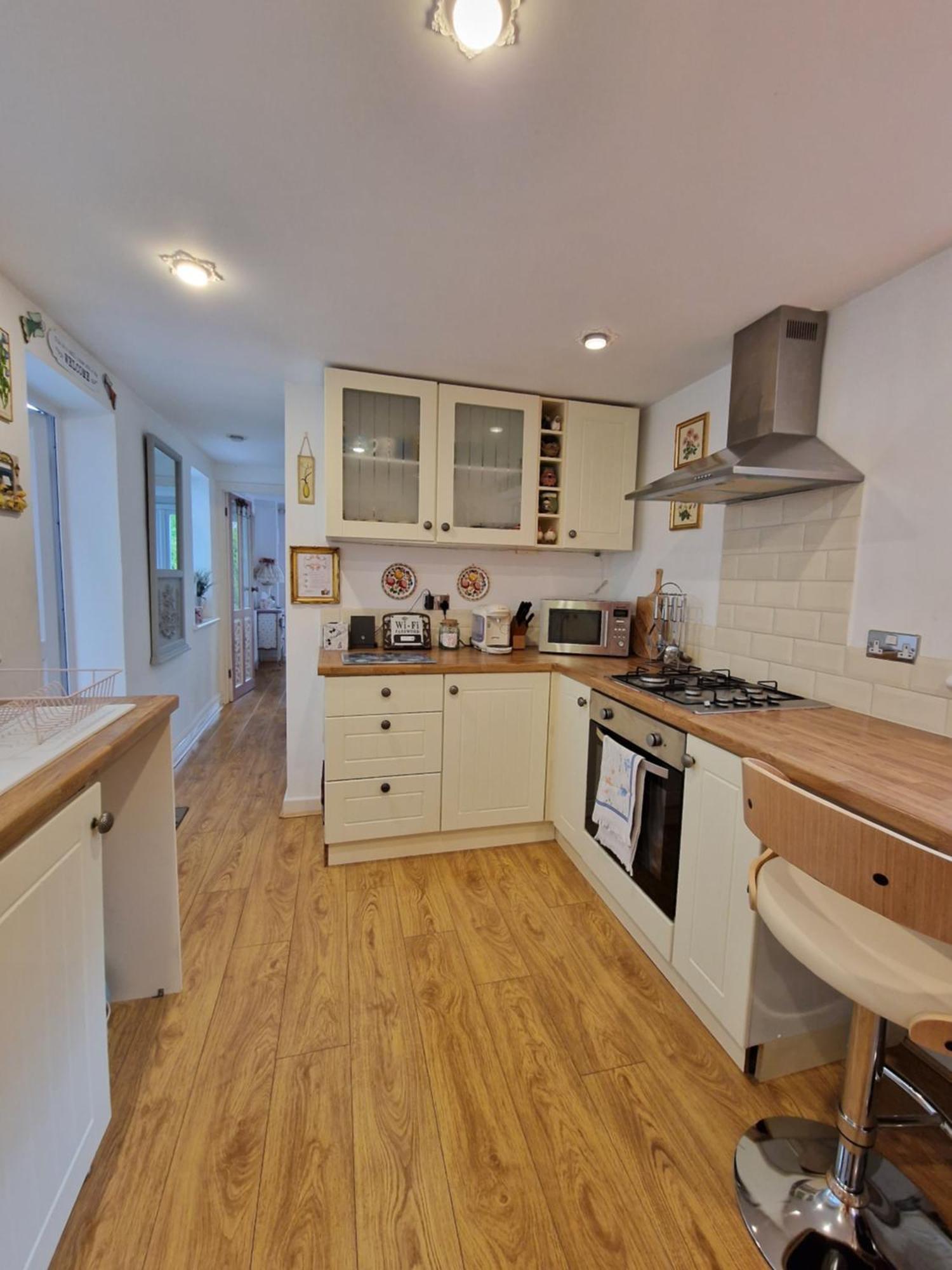 Town Cottage Ground Floor Appartment Бридженд Екстериор снимка